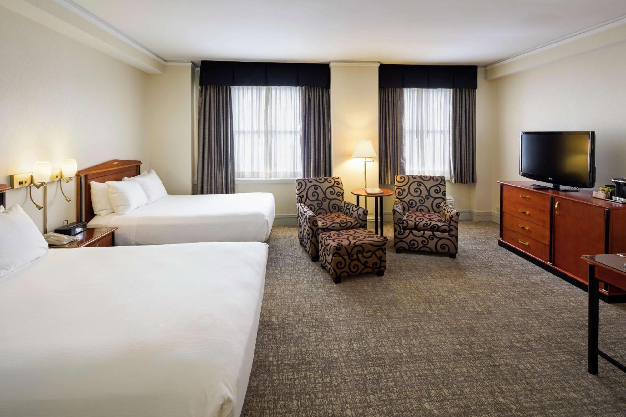 Hilton Cincinnati Netherland Plaza Exterior photo